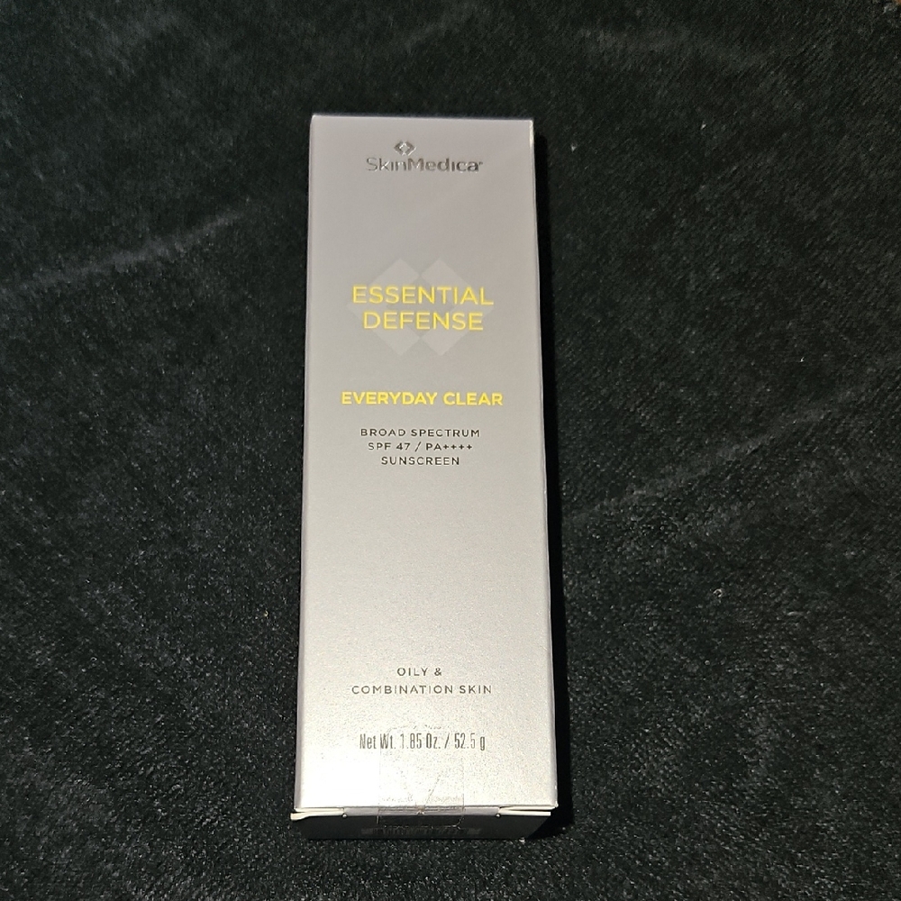 SkinMedica Essential Defense Everyday Clear Sunscreen - Silver Box